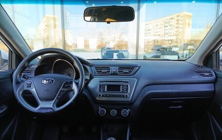 KIA Rio III рестайлинг, 2017 год, 871 000 рублей, 17 фотография