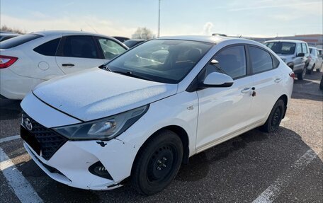 Hyundai Solaris II рестайлинг, 2021 год, 982 000 рублей, 1 фотография