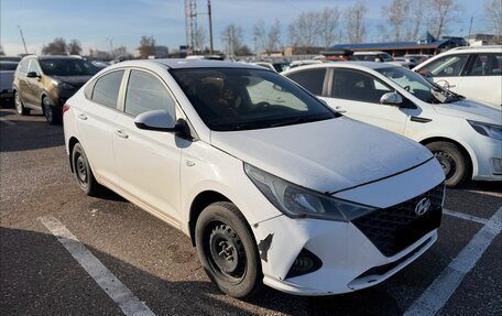 Hyundai Solaris II рестайлинг, 2021 год, 982 000 рублей, 2 фотография
