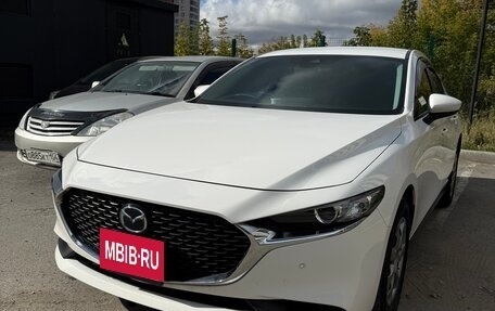 Mazda 3, 2020 год, 1 800 000 рублей, 8 фотография