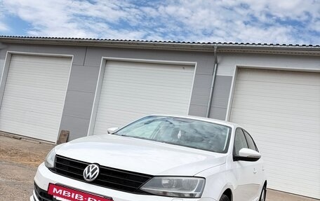 Volkswagen Jetta VII, 2015 год, 950 000 рублей, 12 фотография