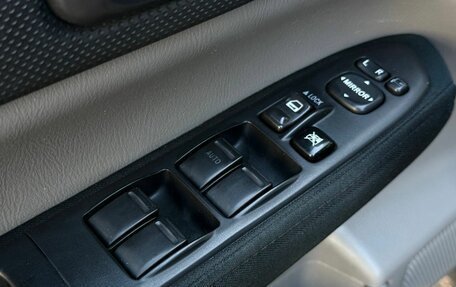 Subaru Forester, 2007 год, 800 000 рублей, 23 фотография