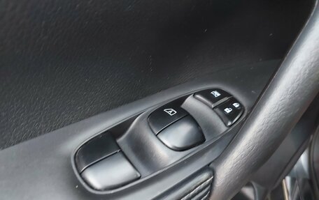 Nissan Rogue II, 2017 год, 2 199 000 рублей, 17 фотография