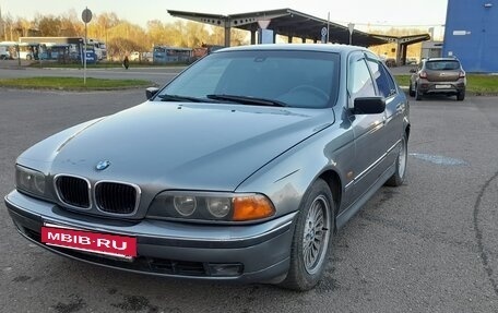 BMW 5 серия, 1998 год, 670 000 рублей, 3 фотография