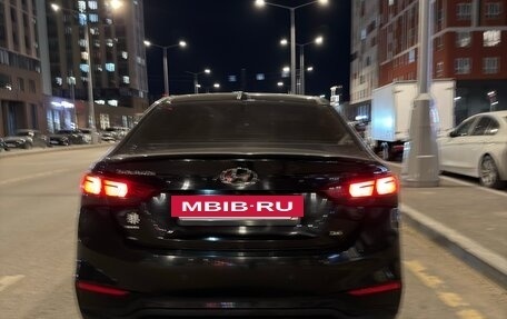 Hyundai Solaris II рестайлинг, 2018 год, 890 000 рублей, 3 фотография