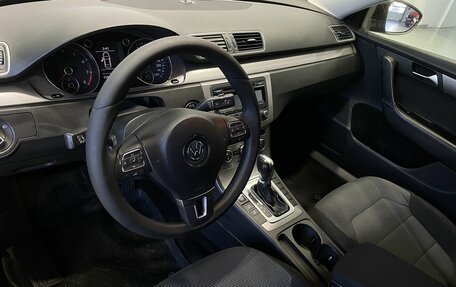 Volkswagen Passat B7, 2011 год, 1 169 900 рублей, 11 фотография