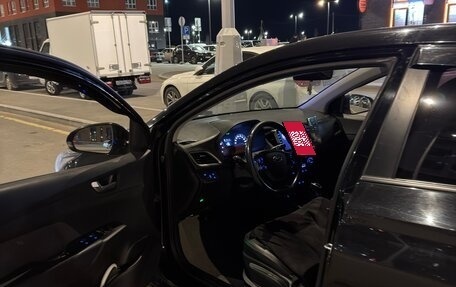Hyundai Solaris II рестайлинг, 2018 год, 890 000 рублей, 7 фотография