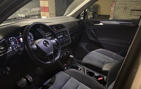 Volkswagen Tiguan II, 2018 год, 2 700 000 рублей, 7 фотография