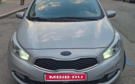 KIA cee'd III, 2013 год, 800 000 рублей, 1 фотография