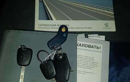 Peugeot Partner II рестайлинг 2, 2011 год, 750 000 рублей, 12 фотография