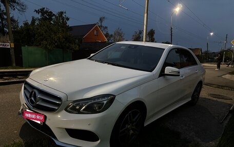 Mercedes-Benz E-Класс, 2014 год, 1 750 000 рублей, 3 фотография