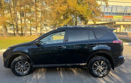 Toyota RAV4, 2018 год, 2 650 000 рублей, 13 фотография