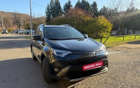 Toyota RAV4, 2018 год, 2 650 000 рублей, 6 фотография
