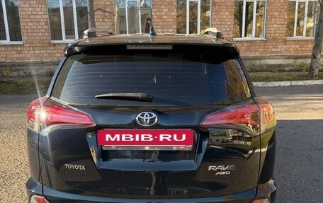 Toyota RAV4, 2018 год, 2 650 000 рублей, 5 фотография