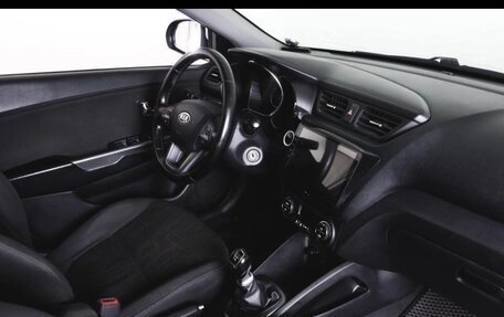 KIA Rio III рестайлинг, 2012 год, 530 000 рублей, 2 фотография