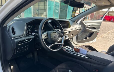 Hyundai Sonata VIII, 2022 год, 2 890 000 рублей, 13 фотография