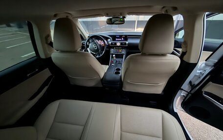Lexus IS III, 2016 год, 1 850 000 рублей, 11 фотография