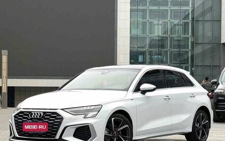 Audi A3, 2023 год, 2 200 000 рублей, 5 фотография
