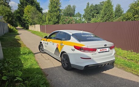 KIA Optima IV рестайлинг, 2019 год, 1 000 000 рублей, 6 фотография