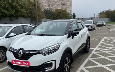 Renault Kaptur I рестайлинг, 2022 год, 2 100 000 рублей, 20 фотография