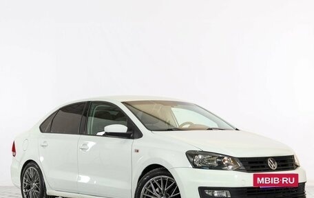Volkswagen Polo VI (EU Market), 2019 год, 999 000 рублей, 2 фотография