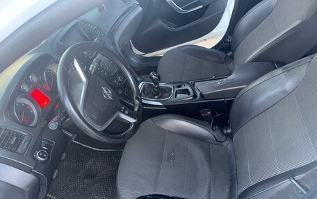Opel Insignia II рестайлинг, 2011 год, 690 000 рублей, 7 фотография