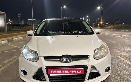 Ford Focus III, 2014 год, 400 000 рублей, 2 фотография