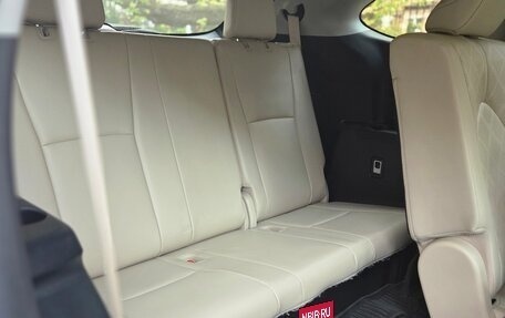 Toyota Highlander, 2021 год, 4 990 000 рублей, 10 фотография