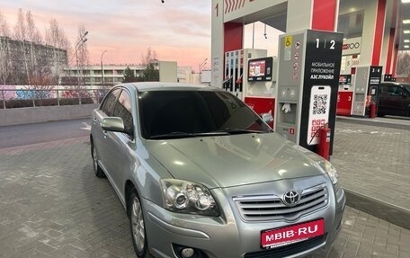 Toyota Avensis III рестайлинг, 2007 год, 980 000 рублей, 1 фотография