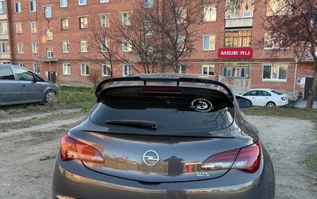 Opel Astra J, 2013 год, 950 000 рублей, 6 фотография