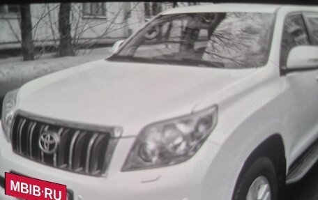 Toyota Land Cruiser Prado 150 рестайлинг, 2013 год, 3 500 000 рублей, 2 фотография