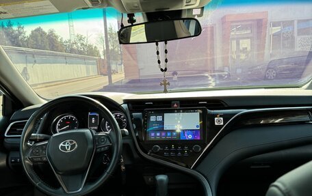 Toyota Camry, 2017 год, 2 500 000 рублей, 7 фотография