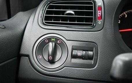 Volkswagen Polo VI (EU Market), 2017 год, 1 249 900 рублей, 17 фотография