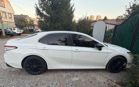 Toyota Camry, 2018 год, 1 800 000 рублей, 8 фотография