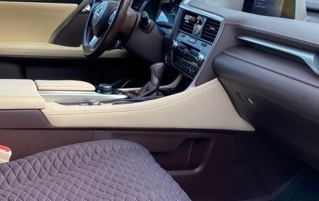 Lexus RX IV рестайлинг, 2016 год, 3 900 000 рублей, 8 фотография