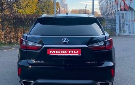 Lexus RX IV рестайлинг, 2016 год, 3 900 000 рублей, 4 фотография