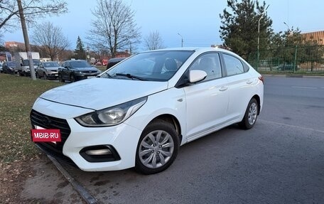 Hyundai Solaris II рестайлинг, 2018 год, 590 000 рублей, 9 фотография