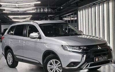 Mitsubishi Outlander III рестайлинг 3, 2022 год, 2 550 000 рублей, 1 фотография