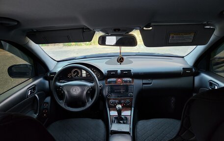 Mercedes-Benz C-Класс, 2006 год, 700 000 рублей, 9 фотография
