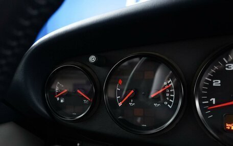 Porsche 911, 1995 год, 13 777 434 рублей, 22 фотография