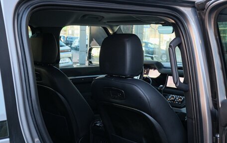 Land Rover Defender II, 2020 год, 4 990 000 рублей, 10 фотография