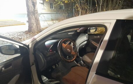Hyundai Solaris II рестайлинг, 2016 год, 950 000 рублей, 7 фотография