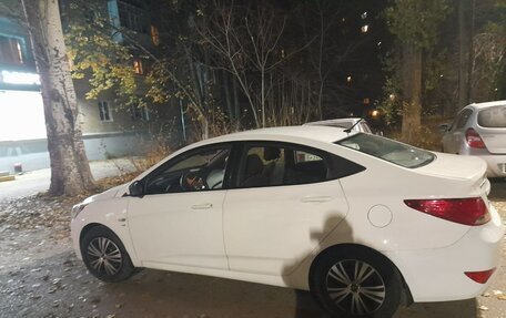 Hyundai Solaris II рестайлинг, 2016 год, 950 000 рублей, 5 фотография