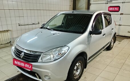 Renault Sandero I, 2013 год, 450 000 рублей, 3 фотография