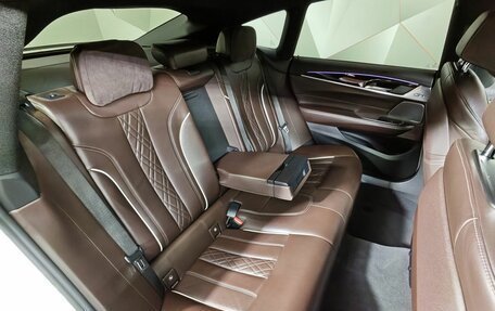 BMW 6 серия, 2017 год, 3 795 000 рублей, 14 фотография
