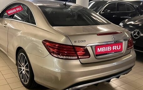 Mercedes-Benz E-Класс, 2015 год, 2 290 000 рублей, 4 фотография