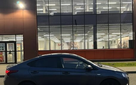 Hyundai Solaris II рестайлинг, 2021 год, 1 400 000 рублей, 4 фотография
