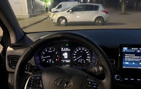 Hyundai Solaris II рестайлинг, 2021 год, 1 400 000 рублей, 7 фотография