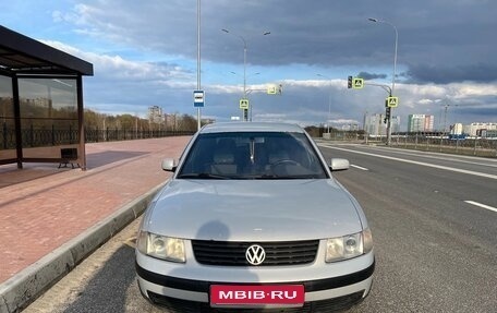 Volkswagen Passat B5+ рестайлинг, 1998 год, 185 000 рублей, 1 фотография