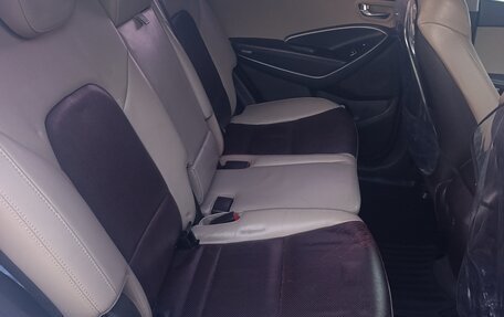 Hyundai Santa Fe III рестайлинг, 2013 год, 2 300 000 рублей, 26 фотография